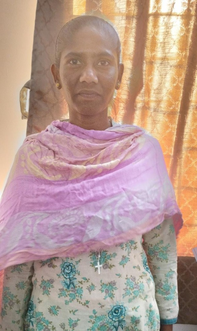 Nomita Tirkey - Full time Cleaner in Wilson Garden in Bangalore Bengaluru