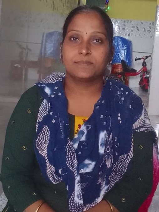 Surekha Rajesh Madgunde - Part time Cleaner and Cook and Baby Sitter in Andheri East in Mumbai