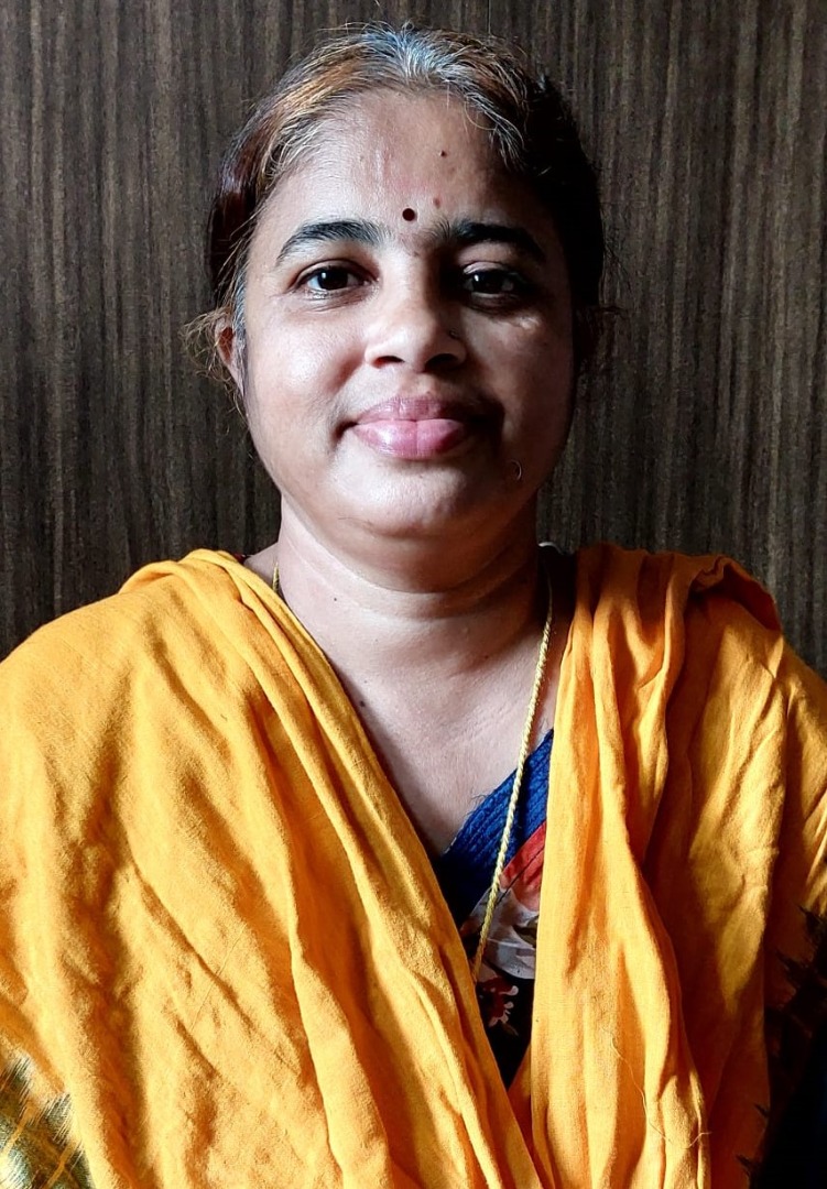 Minakshi  Yogesh Varar - Part time Cook and Baby Sitter in jogeshwari east in Mumbai