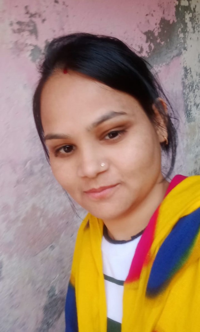 Asha Gajaniya - Part time Cleaner and Baby Sitter in Kandivali East in Mumbai