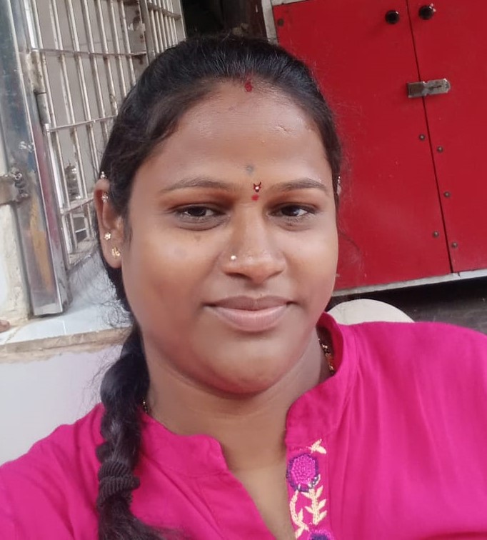 Anita Narsyya Shingare - Part time Cleaner and Cook and Baby Sitter in Mulund West in Mumbai