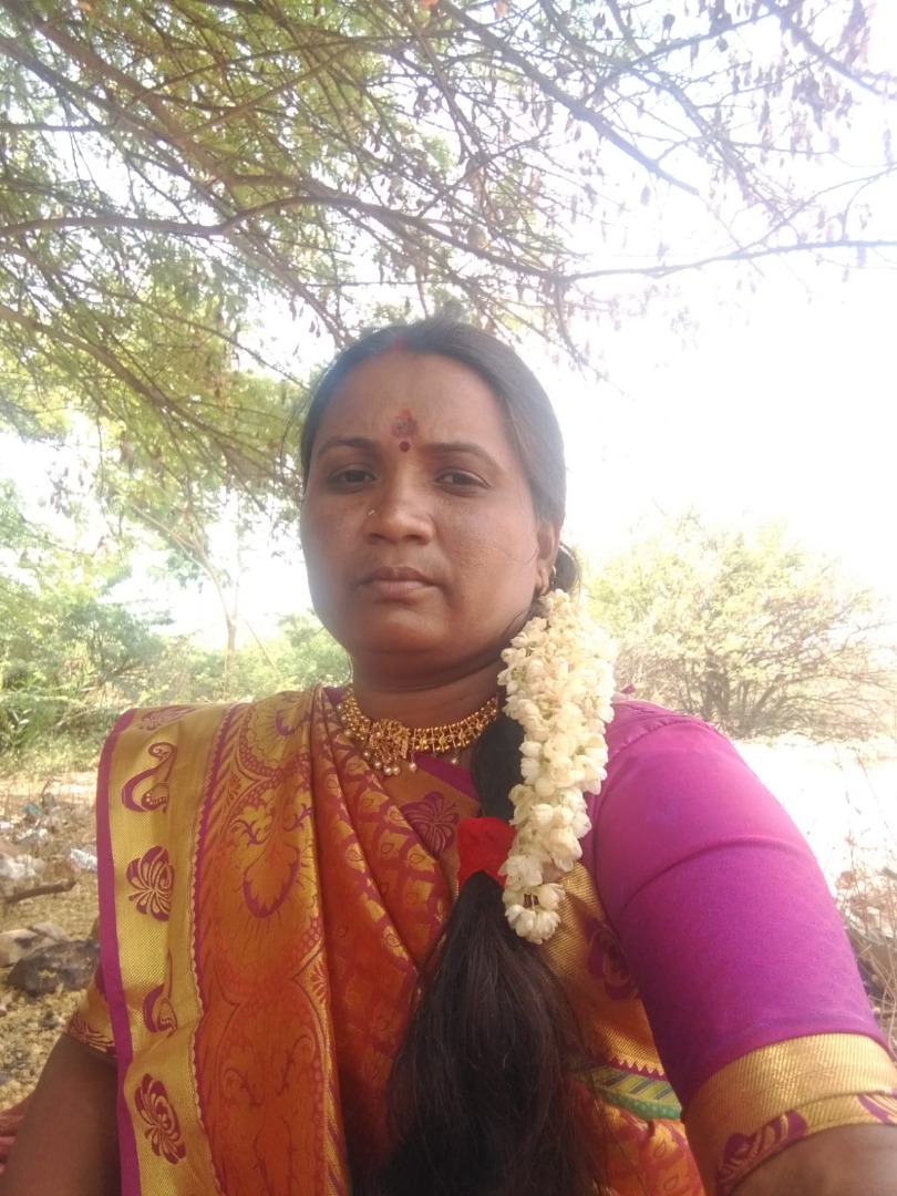 Vijayalakshmi T - Full time Cleaner and Baby Sitter in Chitradurga in Bangalore Bengaluru
