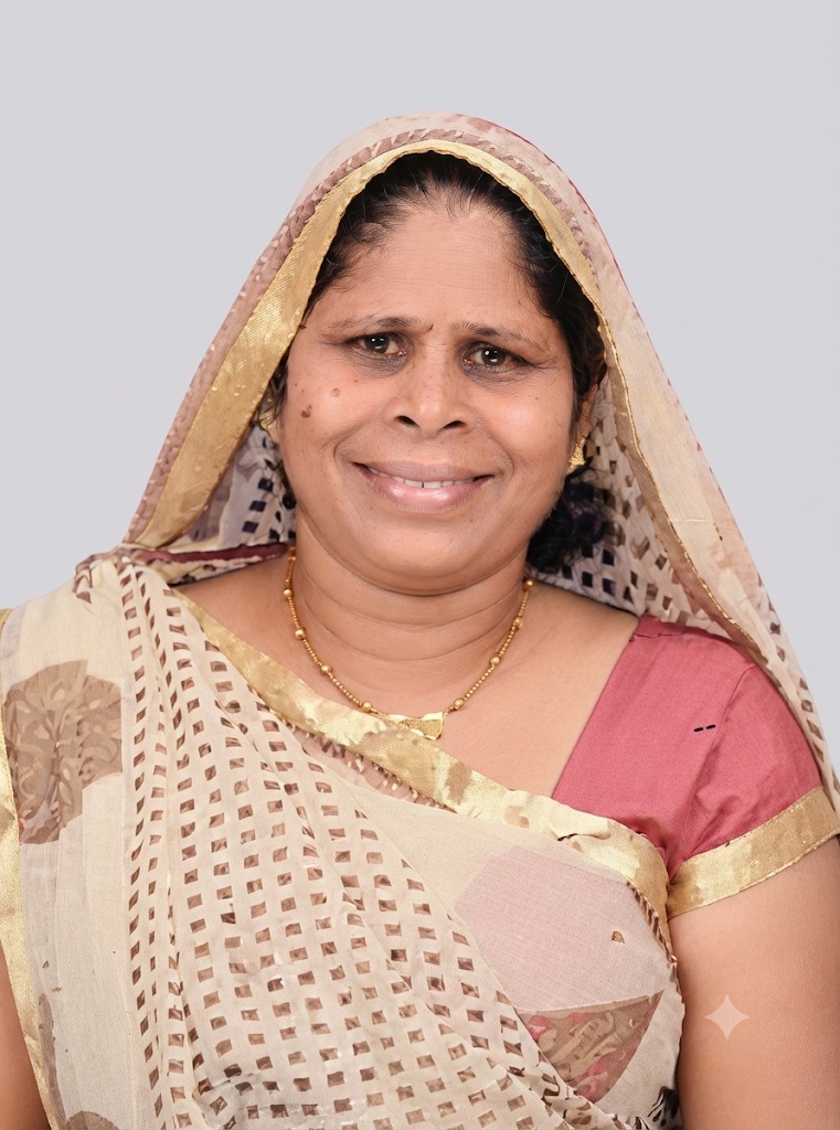 Laxmibai Chagan Bhide - Part time Cook and Baby Sitter in Turbhe in Navi Mumbai