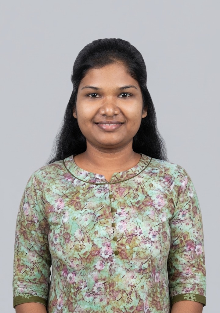Pramila - Full time Cleaner in Malad West in Mumbai