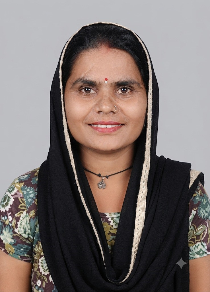 khushanama - Full time Cleaner and Cook and Baby Sitter in Malad West in Mumbai