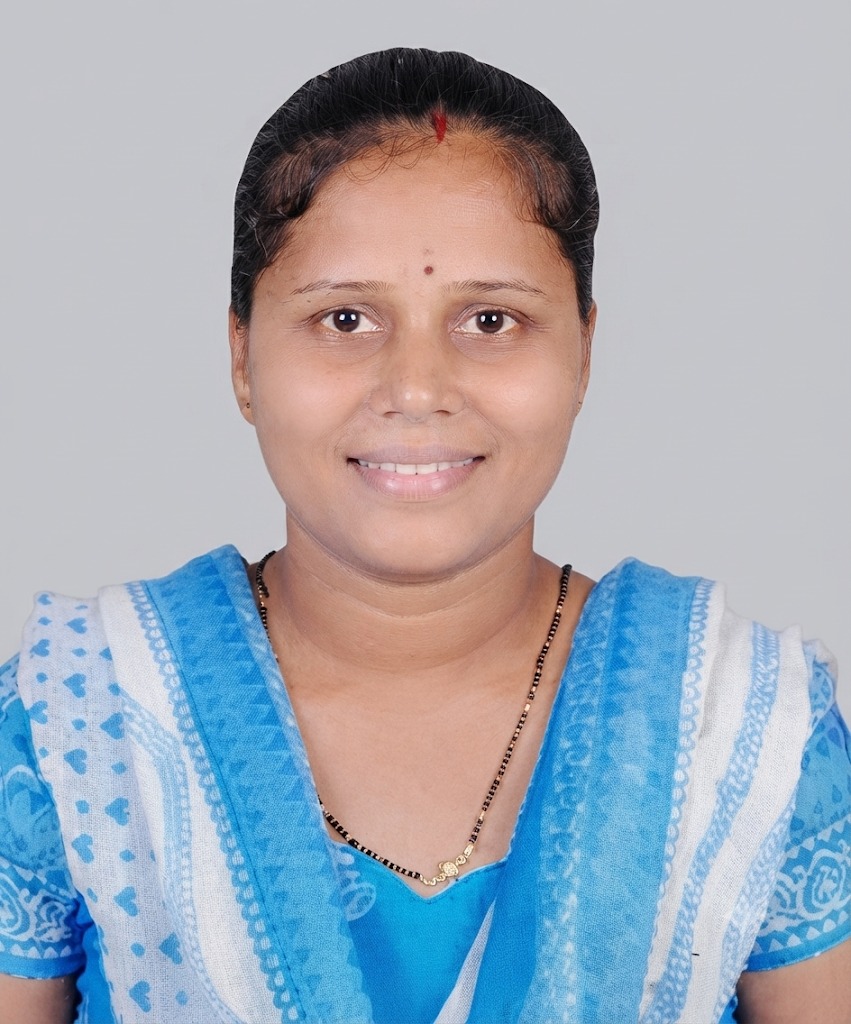 Manju Gorachand Nayak - Part time Cleaner and Cook in khar west in Mumbai