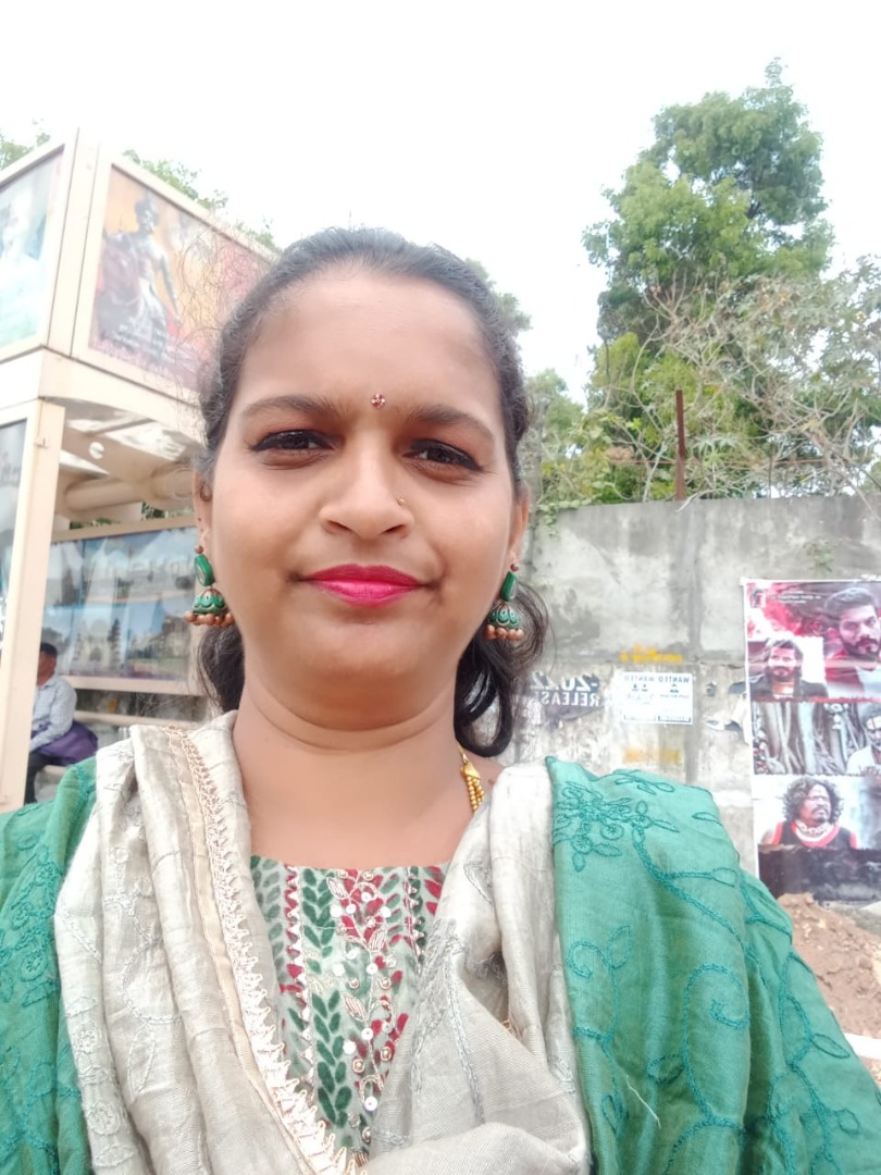 Saraswathi - Part time Baby Sitter in Jayamahal in Bangalore Bengaluru