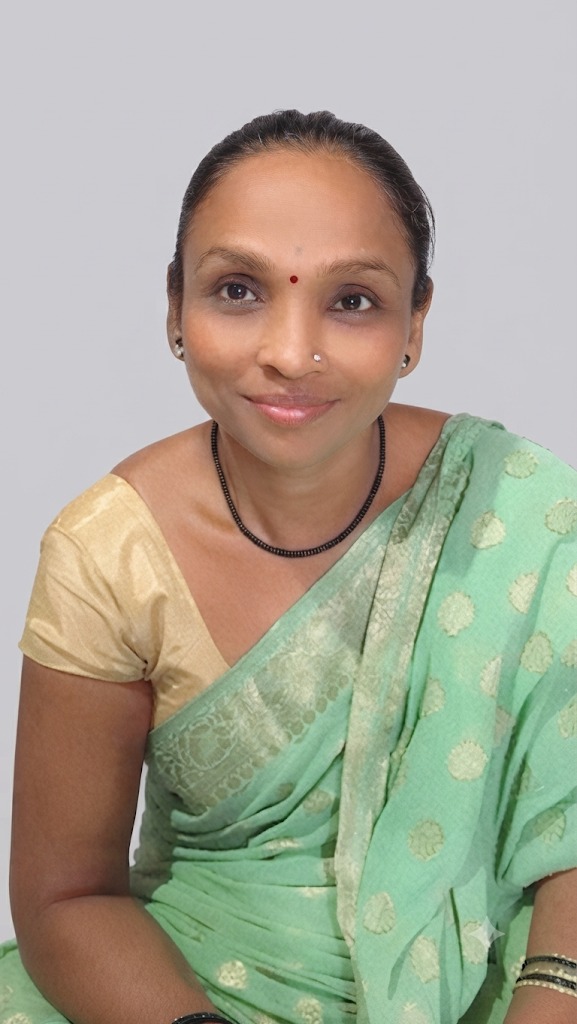 Asha Ravindra Ahire - Full time Cleaner and Cook in Ulhasnagar in Navi Mumbai