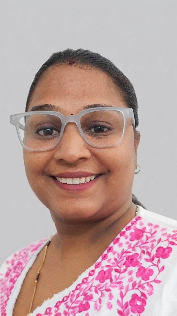 Bharti Bhaskar - Part time Cleaner and Baby Sitter in Santacruz East in Mumbai