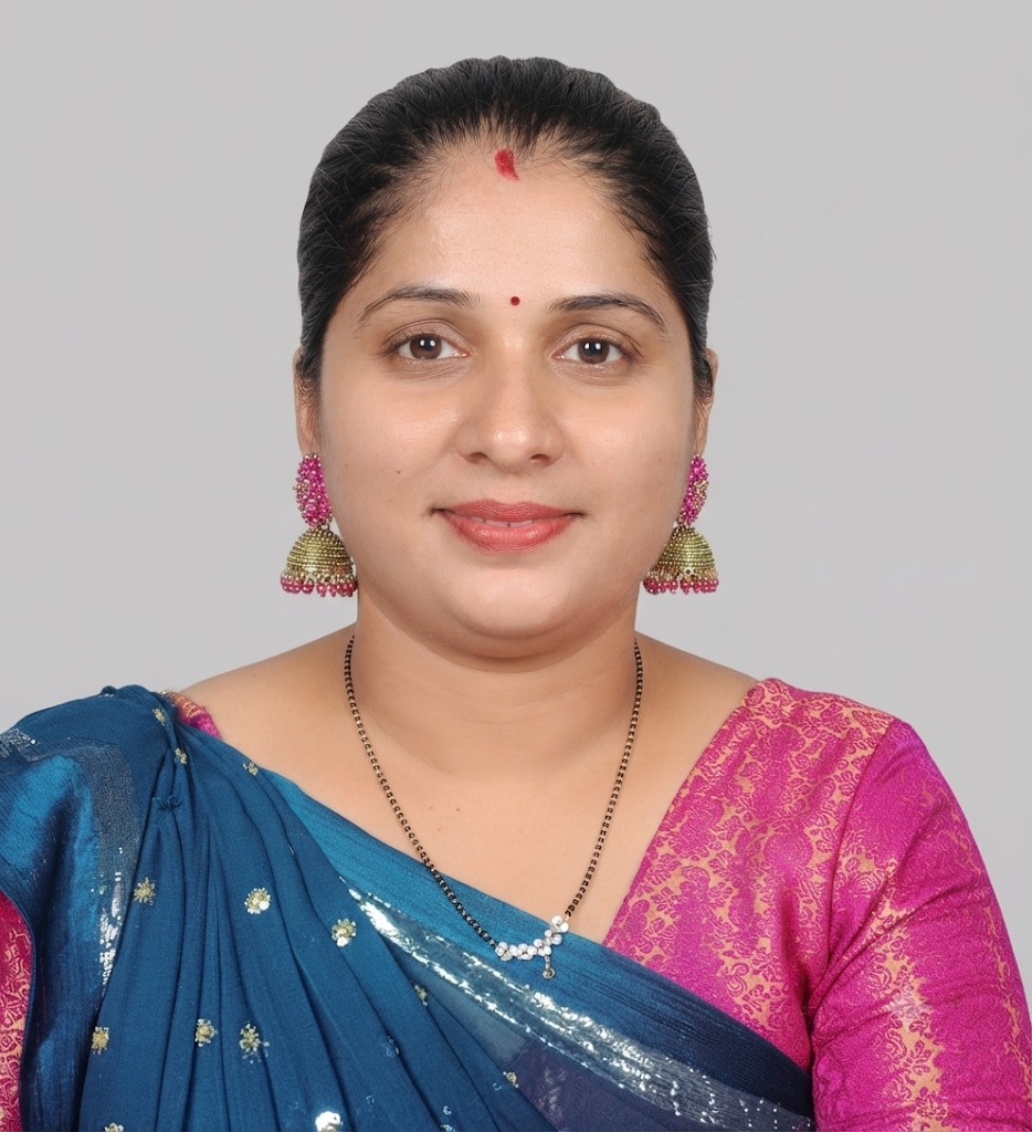Sumitra Bhandari - Part time Cook in kandivali charkop in Mumbai
