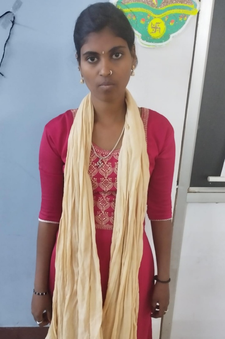 manjula - Full time Cleaner and Cook and Baby Sitter in wilson garden in Bellary