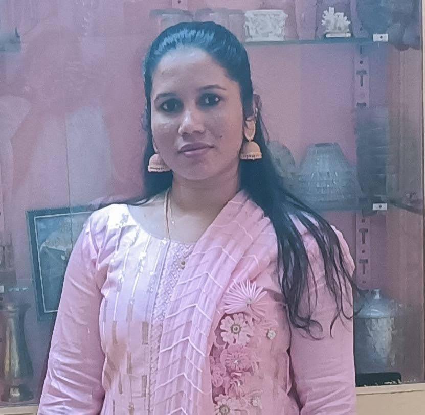 S Shalini - Part time Baby Sitter in East Railway Station in Bangalore Bengaluru
