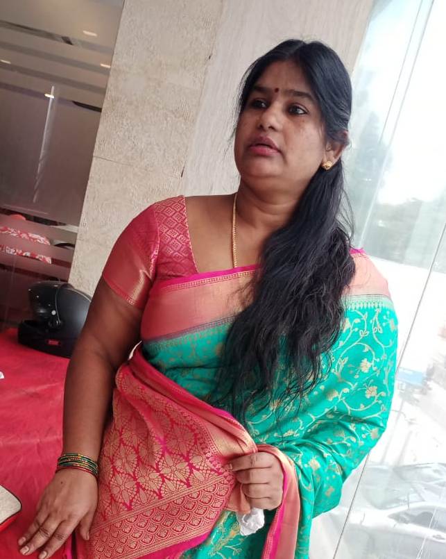 Selvi - Part time Cleaner and Cook in Halasuru, in Bangalore Bengaluru