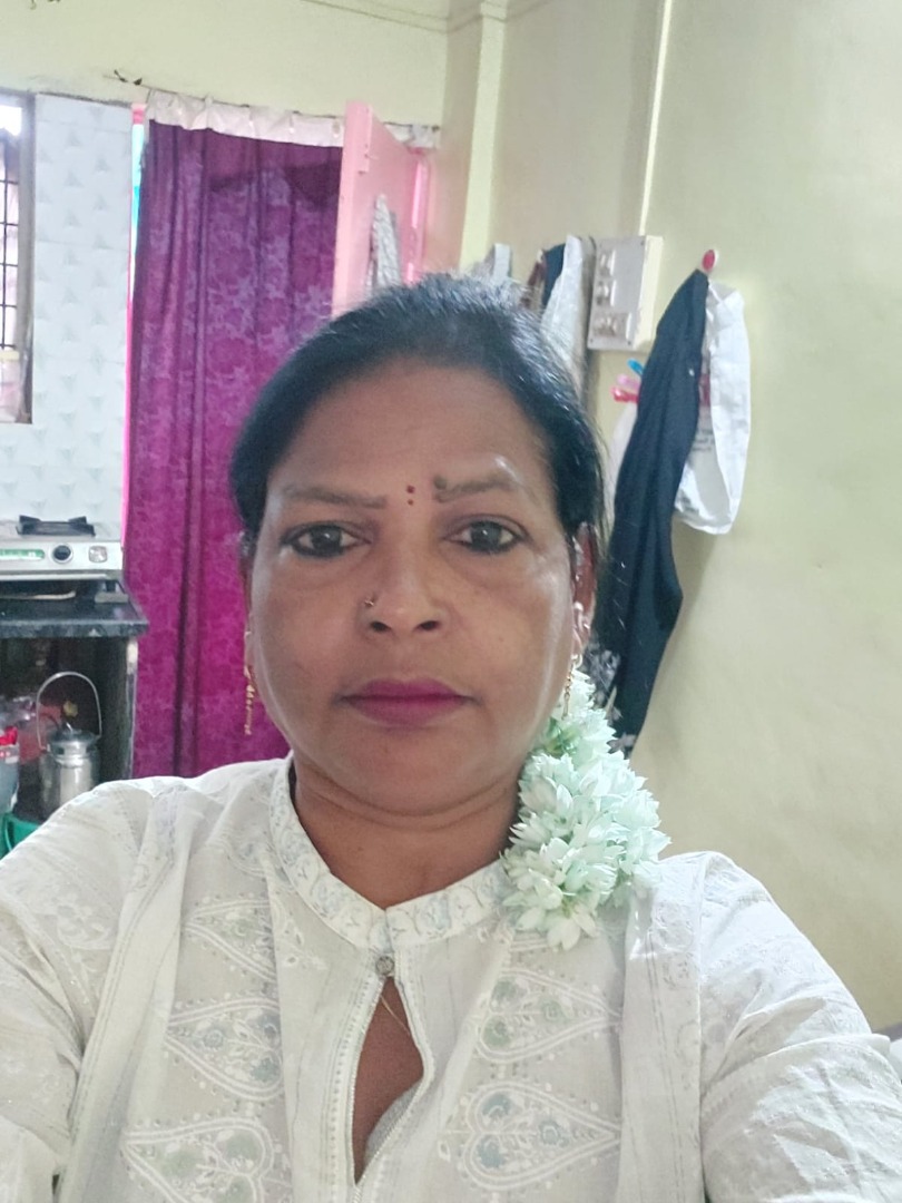 Nisha Devi - Part time Cook and Baby Sitter in Old Sangvi in Pune