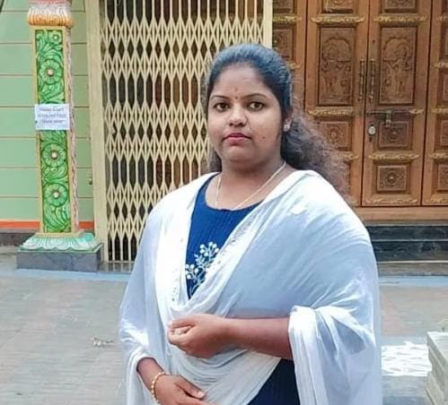 Asha - Part time Baby Sitter in Shri Ambika Mahalakshmi Amma Temple in Bangalore Bengaluru