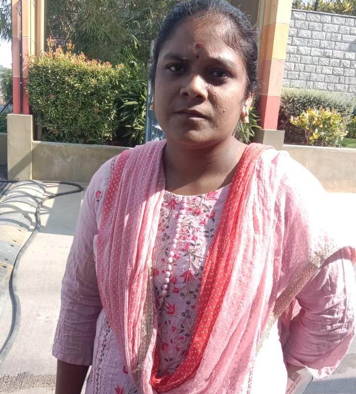 Latha - Part time Cleaner in Hegganahalli Cross in Bangalore Bengaluru