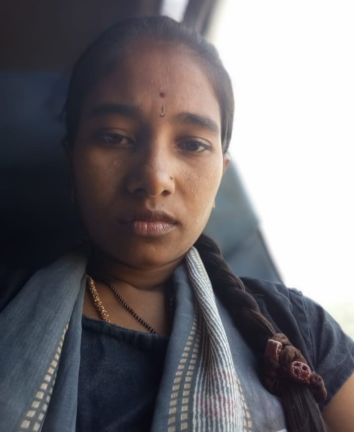 V Roopa - Full time Cleaner and Cook and Baby Sitter in Gudibanda in Bangalore Bengaluru