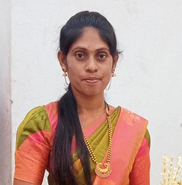 Sushmitha G J - Full time Baby Sitter in Bidarkatte in Mysore