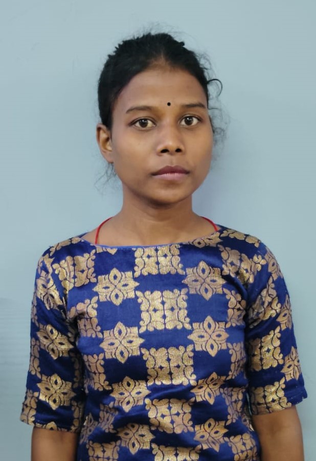 Sarojini Kujur - Full time Cleaner and Cook and Baby Sitter in Wilson Garden in Bangalore Bengaluru