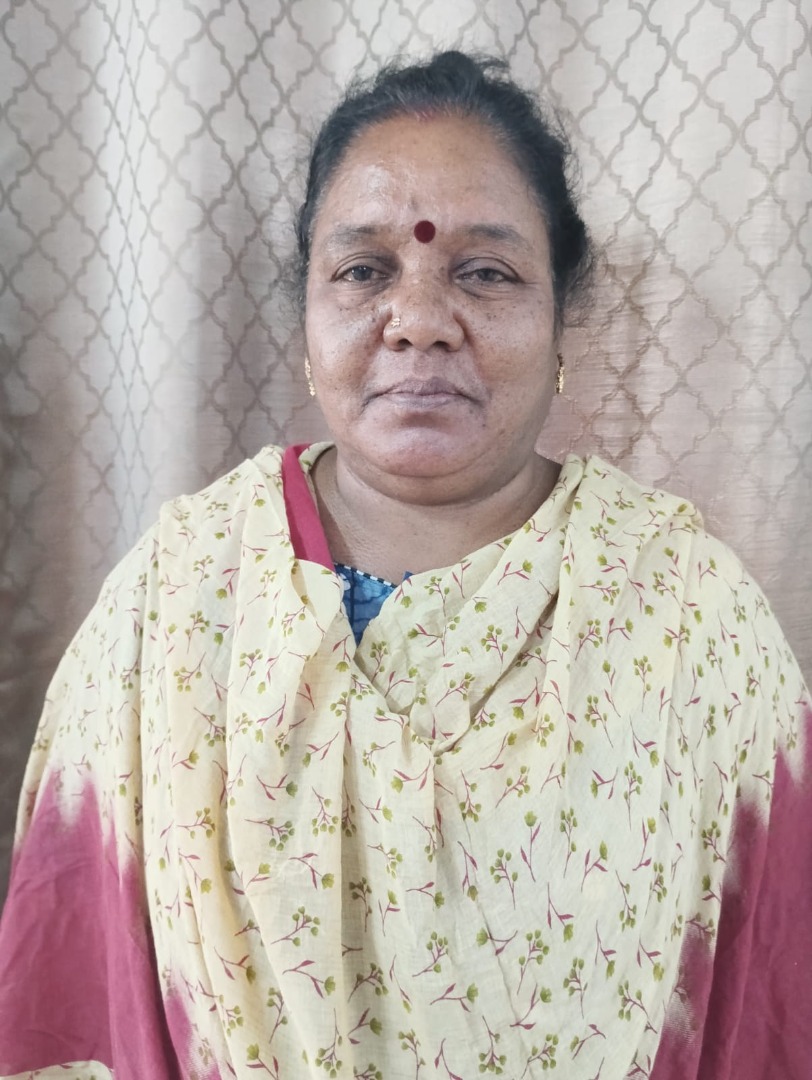 Veena - Full time Cleaner and Cook and Baby Sitter in Wilson Garden in Bangalore Bengaluru
