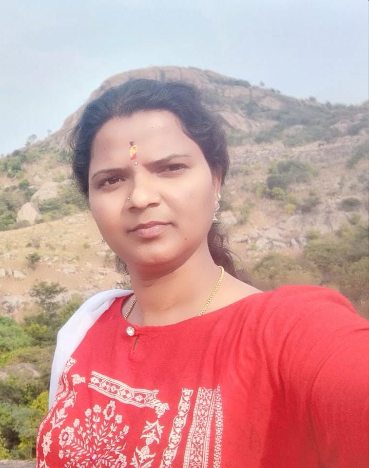 Roopa - Part time Cleaner and Cook in Rayasandra in Bangalore Bengaluru