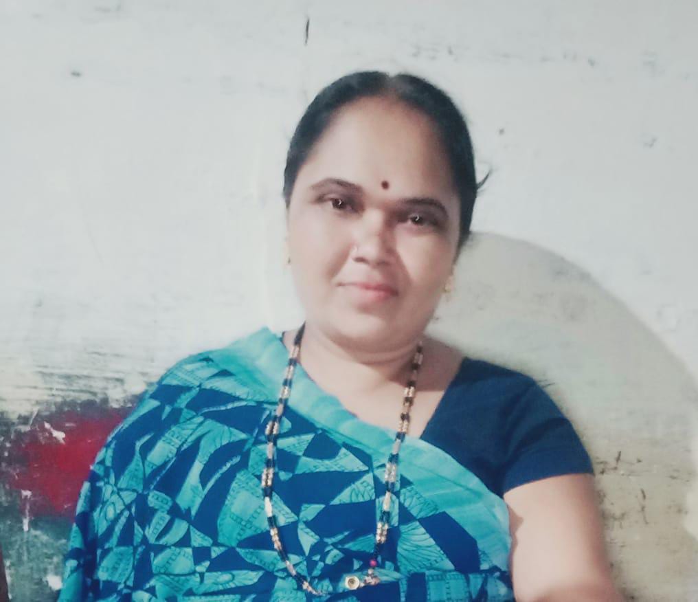 Dharekar Ratna - Full time Cleaner and Cook and Baby Sitter in Vidya Nagar in Dharwad