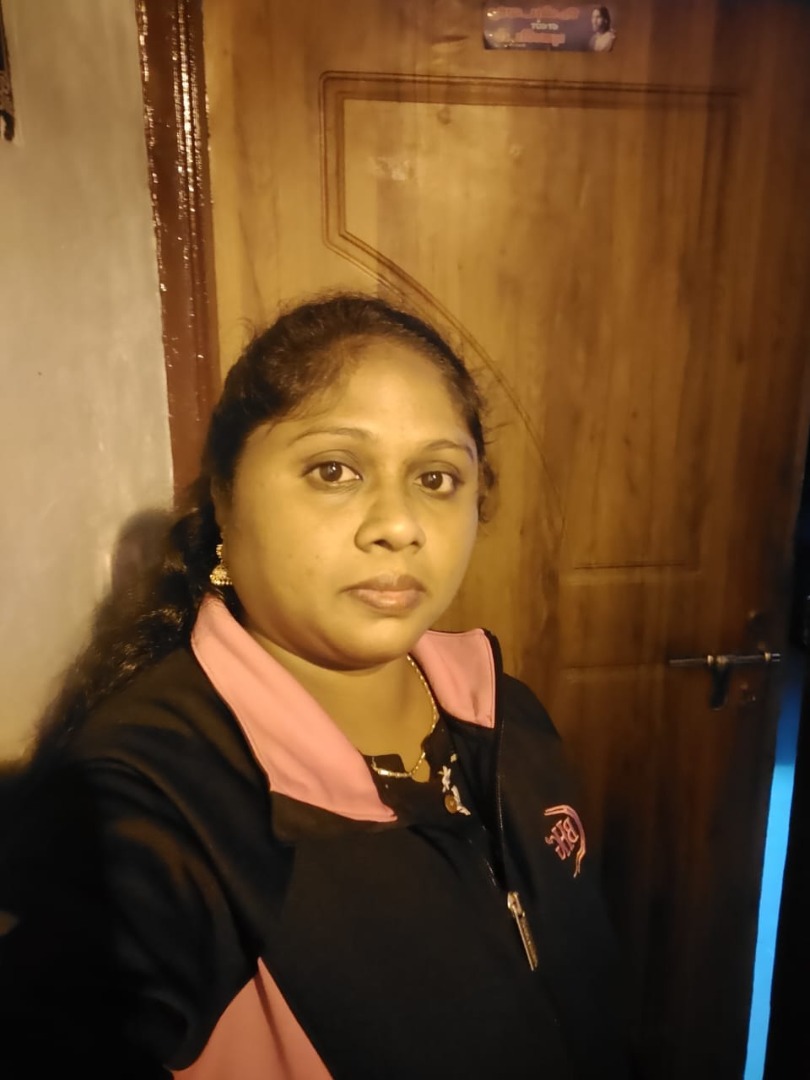 Shashikala - Part time Cleaner and Cook and Baby Sitter in Adugodi in Bangalore Bengaluru