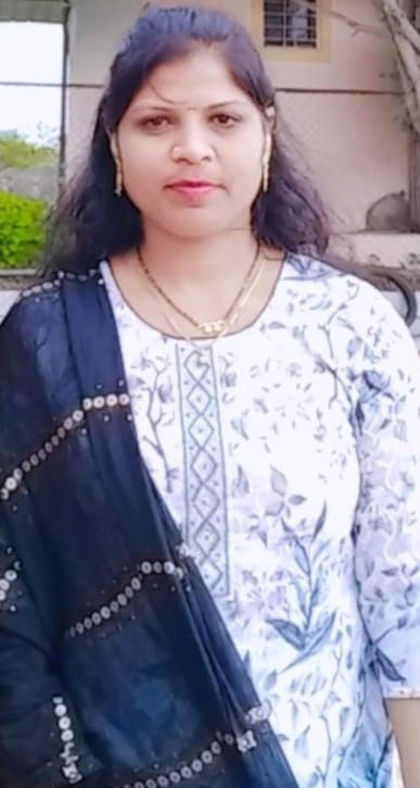 Sunita kupendra jamada - Full time Baby Sitter in pune - chakan in Pune