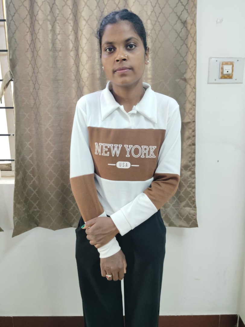 Manju Oraon - Full time Cleaner and Cook and Patient Care and Elderly Care and Baby Sitter in Wilson Garden in Bangalore Bengaluru