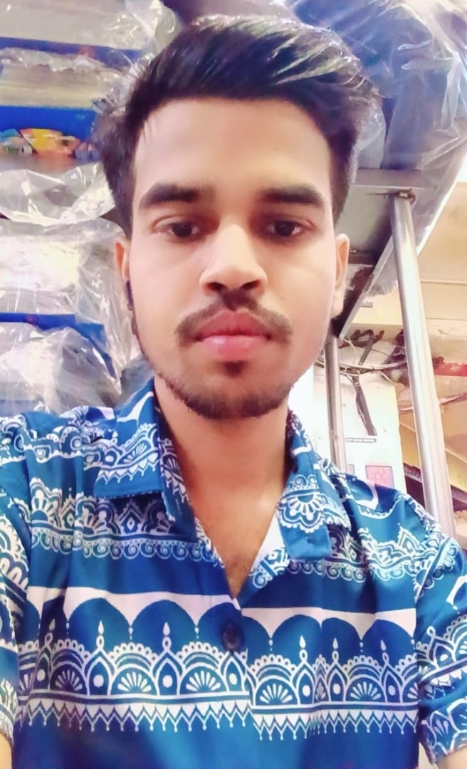 Ritik kumar singh - Full time in andheri (varsova) in Mumbai