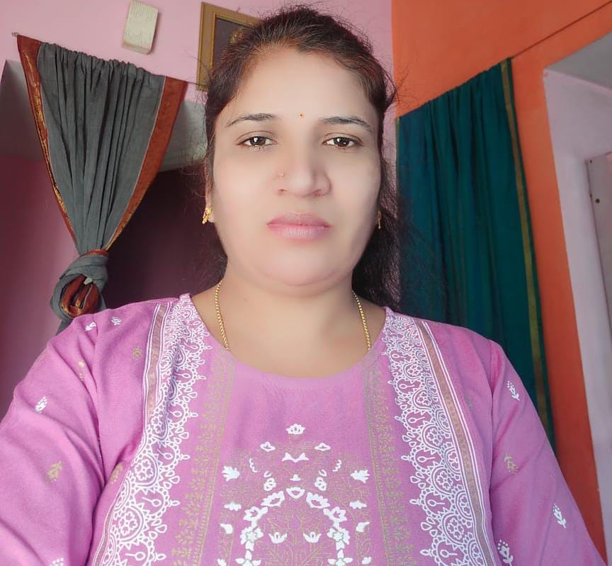 Meena P - Part time Baby Sitter in Hulimavu in Bangalore Bengaluru