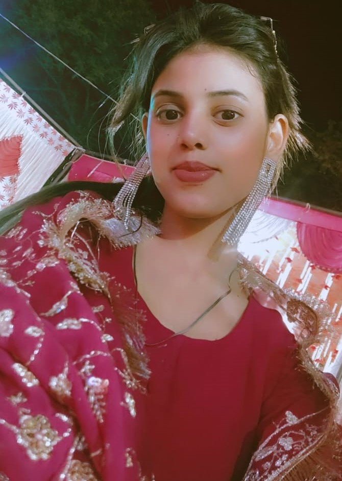 Nazreen - Full time Cleaner and Baby Sitter in delhi in Delhi