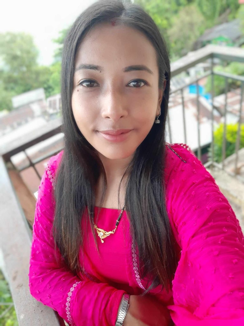 Khusbu Pradhan - Full time Cleaner and Cook and Baby Sitter in Darjeeling in Darjeeling