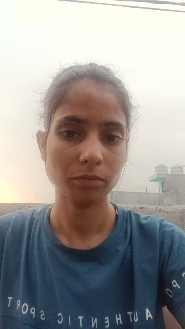 Kumkum Devi - Part time Cleaner and Baby Sitter in DELHI in Delhi