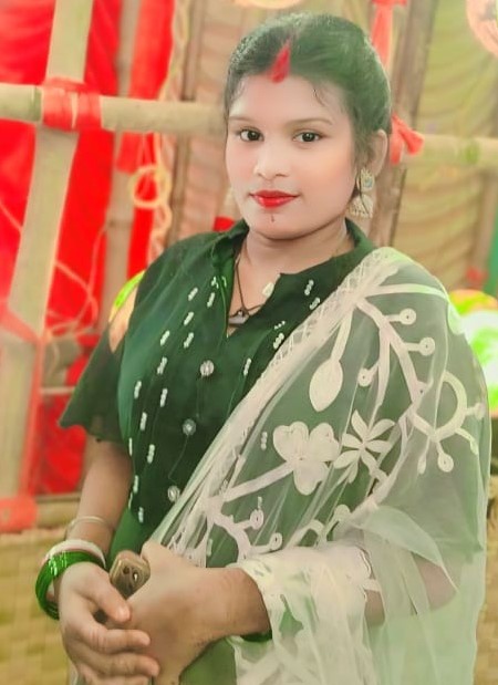 Tanu Pandey - Full time Baby Sitter in Nehti in Kolkata