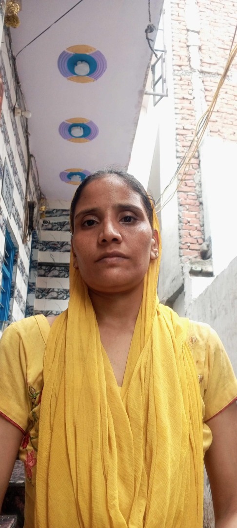 Minakshi - Part time Cleaner and Cook and Baby Sitter in Simapuri in Delhi