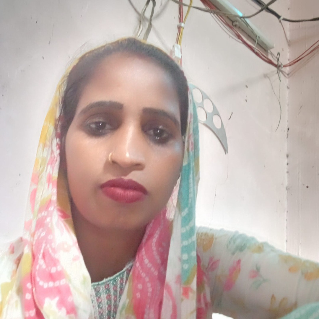 AASHA DEVI RAJ - Part time Cleaner and Cook and Baby Sitter in Shalimar Village in Delhi