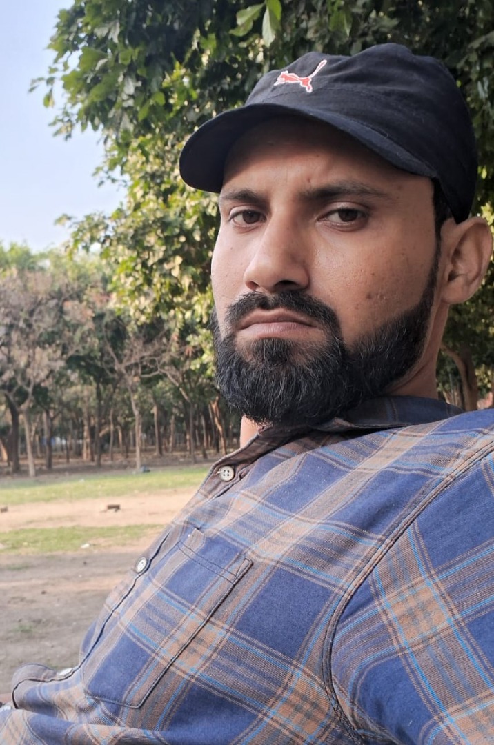 amit kumar jhar - Part time Cleaner in yakopur sector 83 noida park in Noida