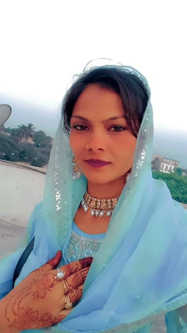 sabana - Part time Baby Sitter in Dhobi Talav in Valsad