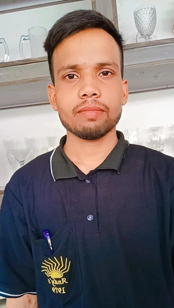 deepak - Full time Cook in MALAD WEST in Mumbai