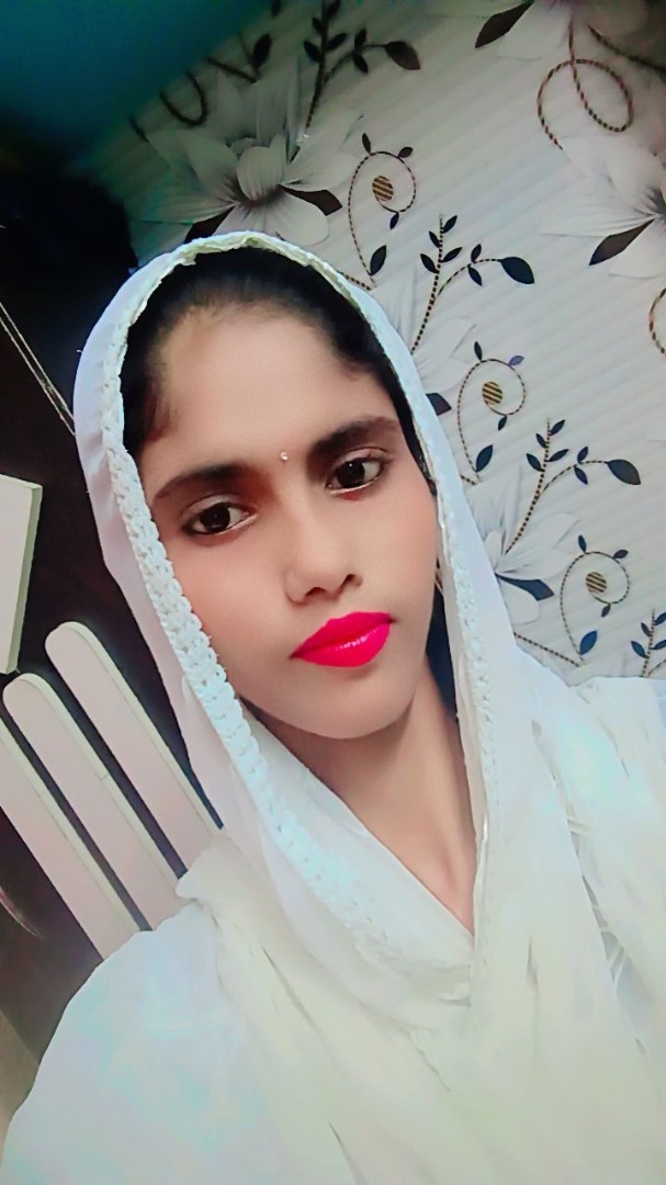 Afrin pravin - Full time Baby Sitter in Paschim Para in Kolkata