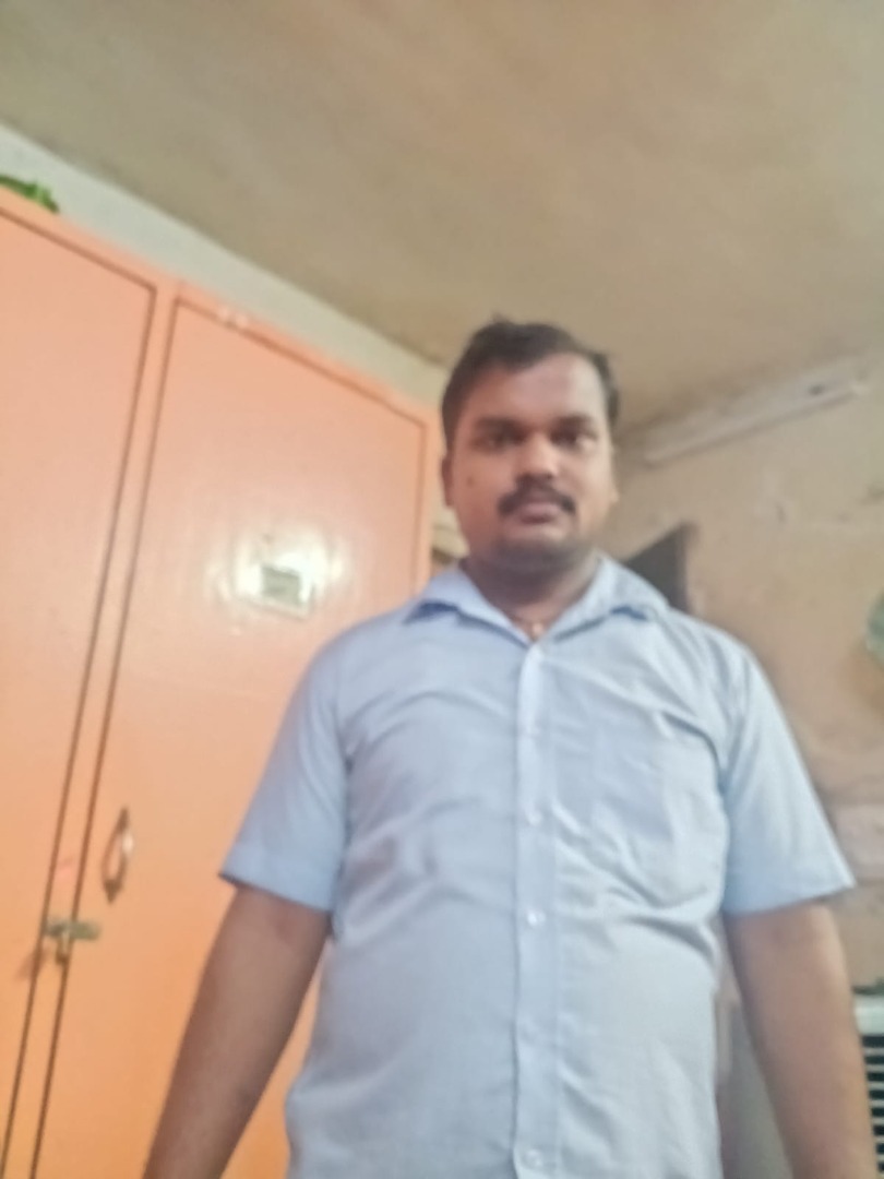 Dilip Nishad - Full time Cleaner in Varli naka in Mumbai