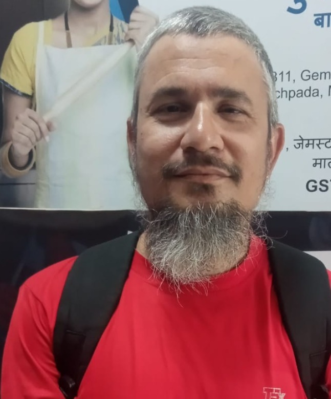 Aziz Ahmed - Full time Cleaner in Bandra-east in Mumbai