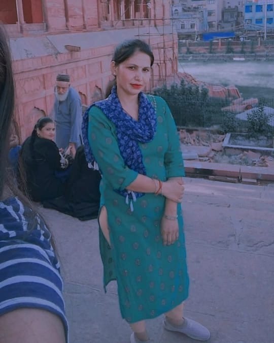 Rekha patwa - Part time Patient Care and Elderly Care in LAXMI NAGAR in Delhi