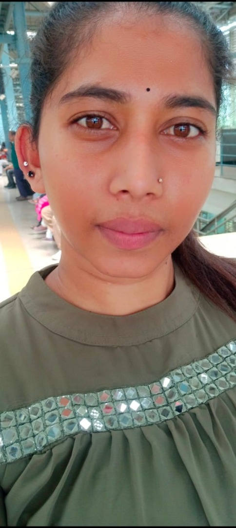 Asha R - Part time Cook in BDA Layout BTM 4th Stage in Bangalore Bengaluru