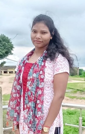 Sunita Kumari - Full time Baby Sitter in Gumla in Ranchi