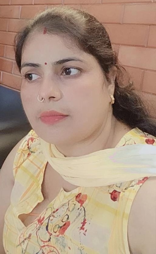 Kishori Chauhan - Part time Cook and Baby Sitter in chhtarpur in Chhatarpur