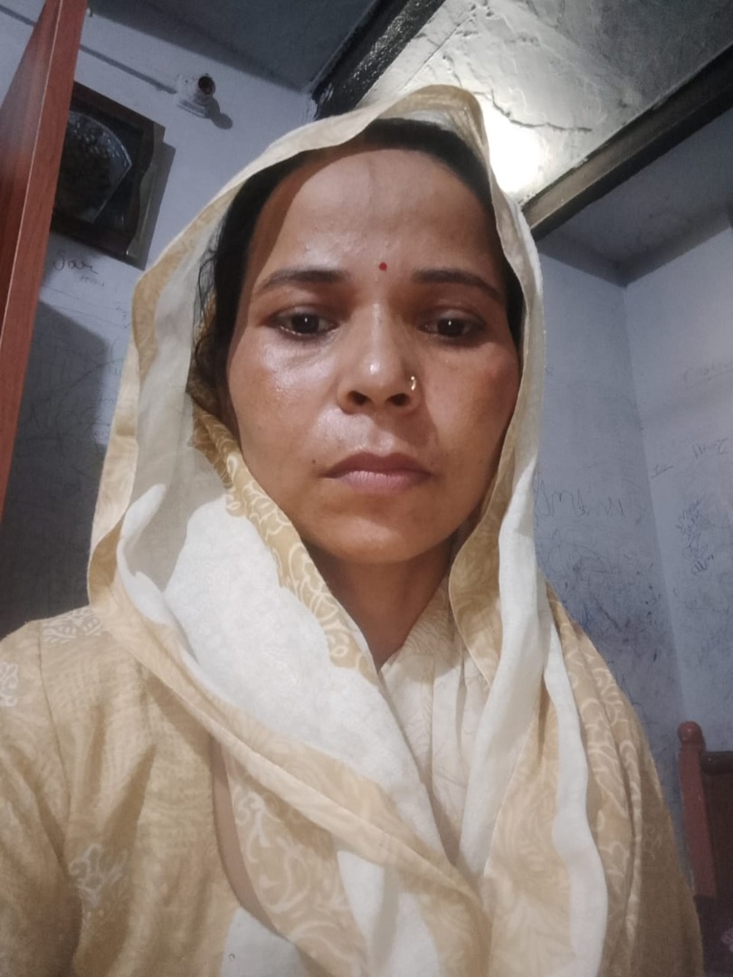reena - Part time Cleaner and Cook in Burari in Delhi