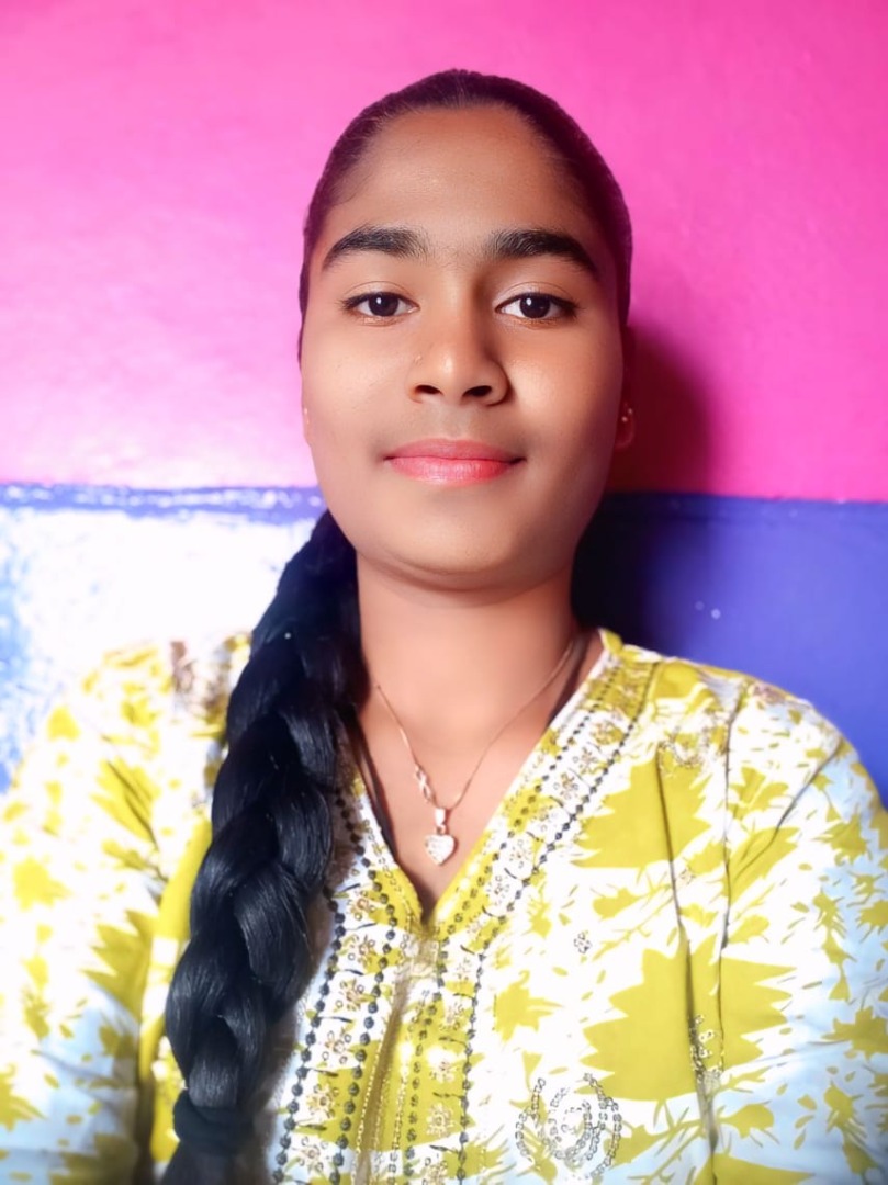 Shobha Ramesh Tamburi - Full time Cleaner and Baby Sitter in Beladhadi tande, gadag karnataka- 582103 in Gadag
