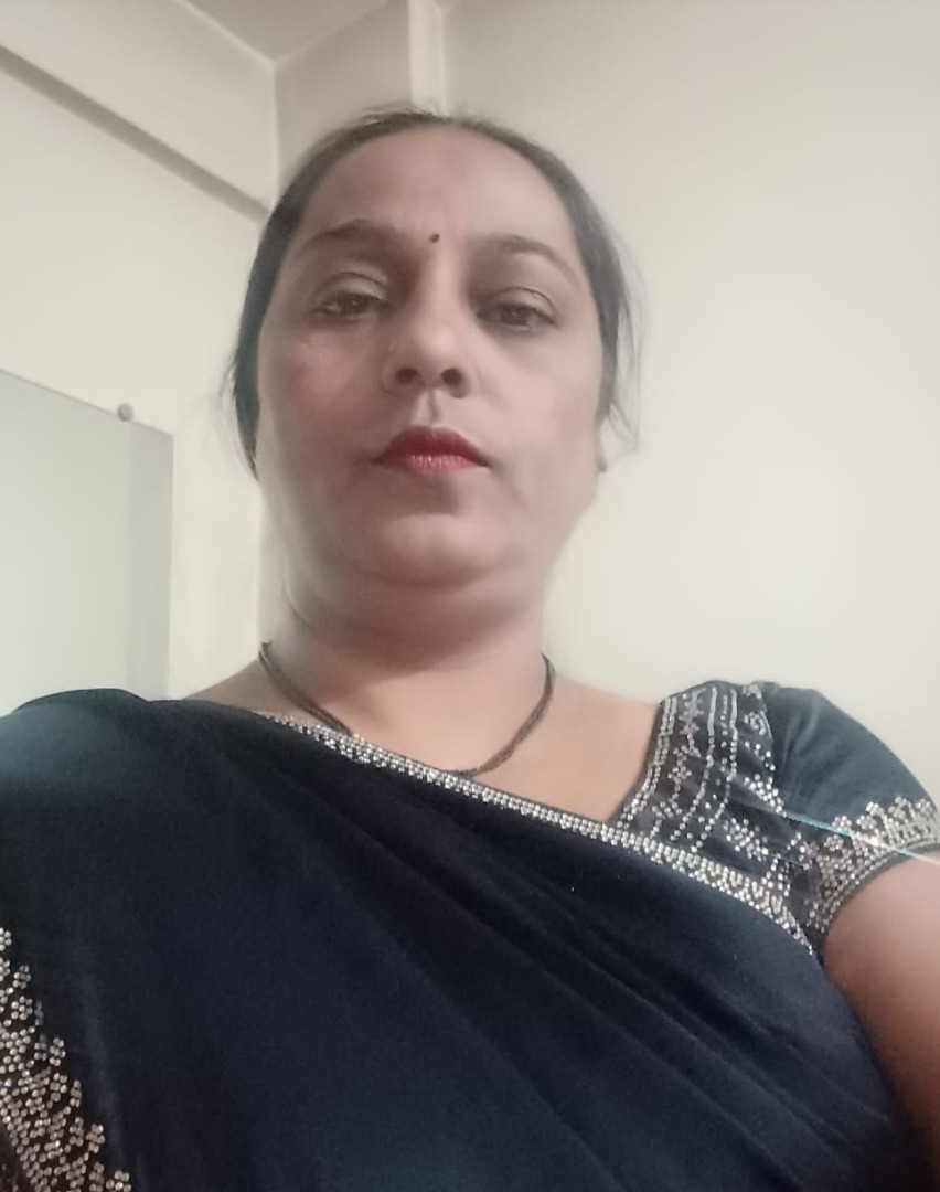 Vaishali - Full time Baby Sitter in katraj dairy in Pune